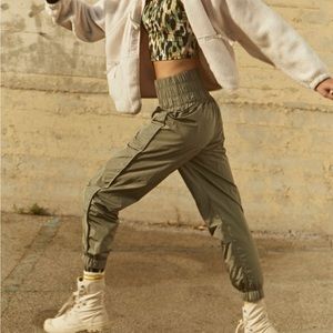 BNWT FP MOVEMENT the way home joggers